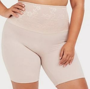MICROFIBER 360° SMOOTHING HIGH WAIST SHORT